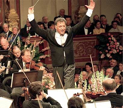 梅塔指揮維也納愛樂新年音樂會.jpg