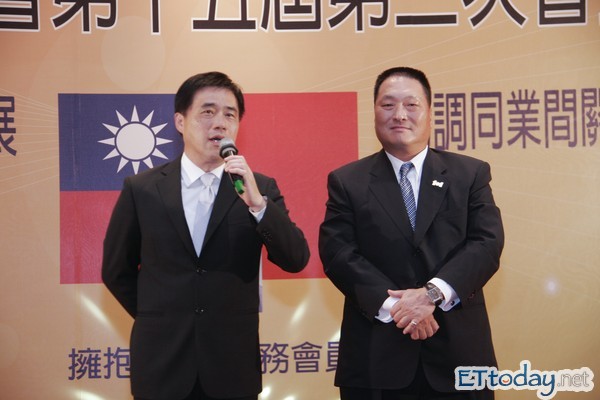 d176633.jpg d176633.jpg