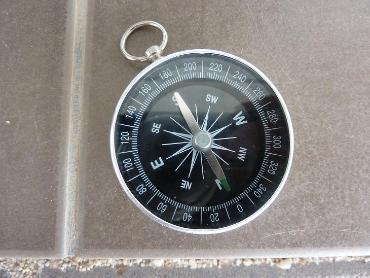 P1050420compass.JPG