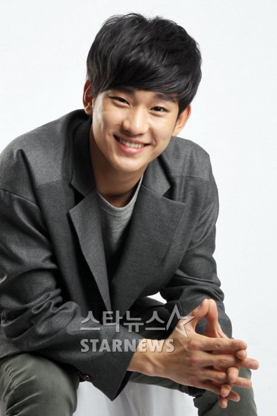 kimsoohyun1_調整大小.jpg